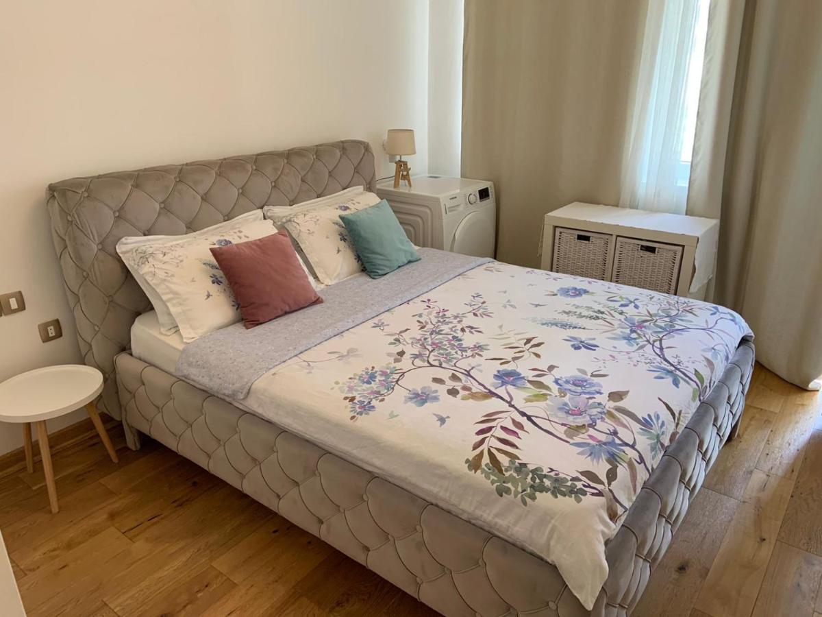 Alex Apartments Будва Экстерьер фото